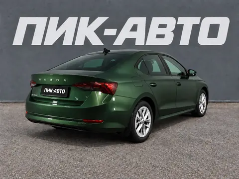 Skoda Octavia 2024, фото 3