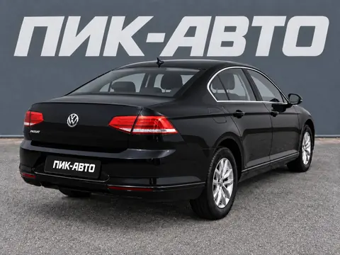 Volkswagen Passat 2018, фото 4