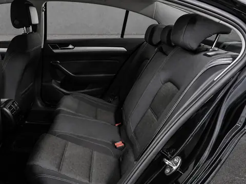 Volkswagen Passat 2018, фото 8