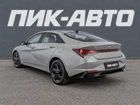 Hyundai Elantra 2022, фото 4