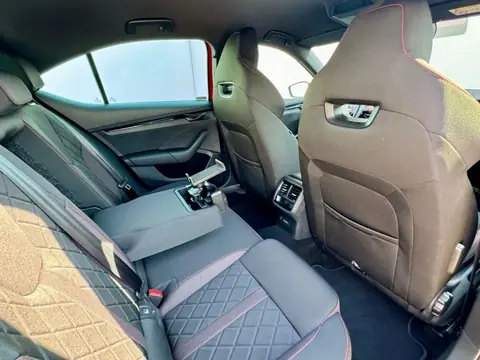 Skoda Octavia 2024, фото 6