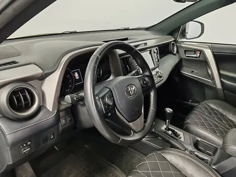 Toyota RAV4 2019, фото 5