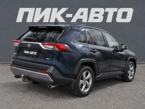 Toyota RAV4 2021, фото 3