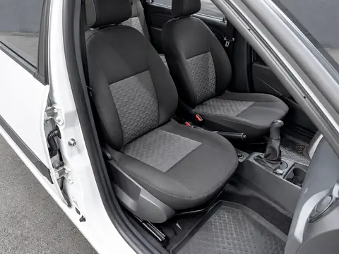 LADA Largus 2025, фото 9