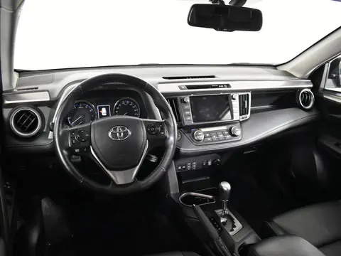 Toyota RAV4 2019, фото 5