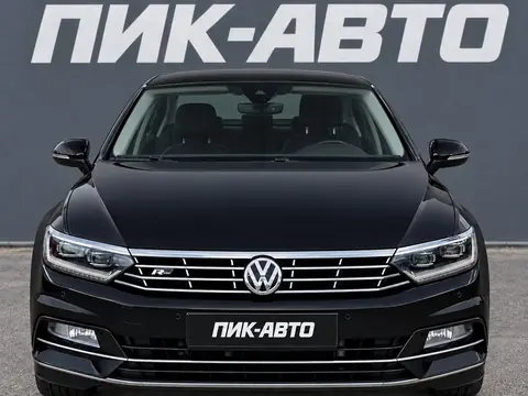 Volkswagen Passat 2018, фото 2