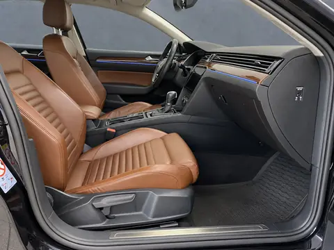 Volkswagen Passat 2018, фото 5