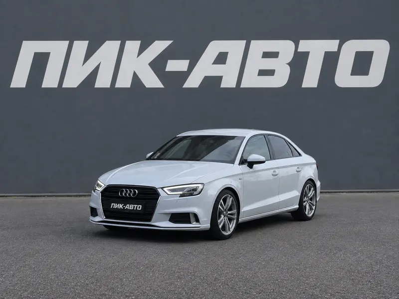 Audi A3 2018 — с пробегом, седан, белый, фото 1