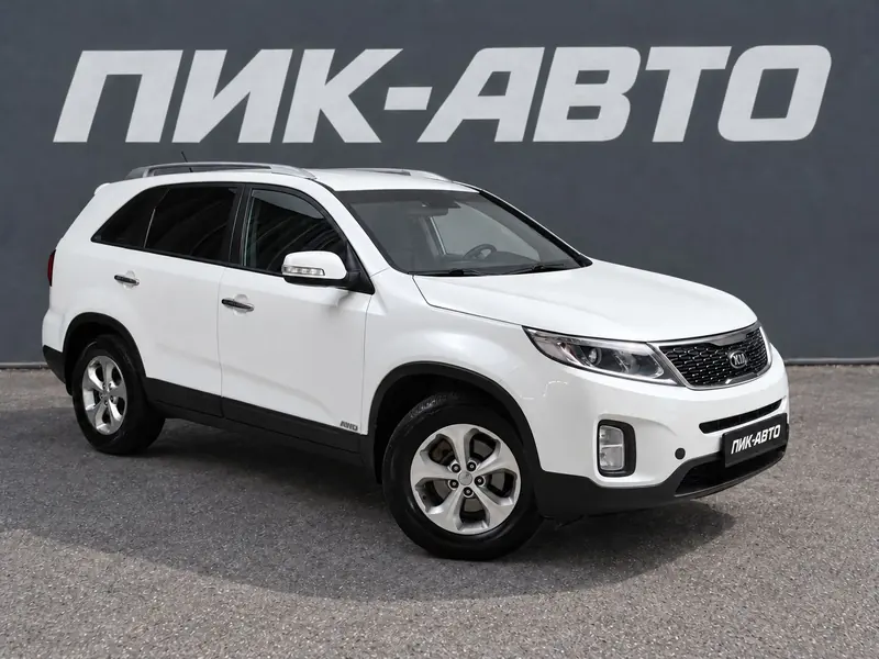 Kia Sorento 2019 — с пробегом, внедорожник, белый, фото 1