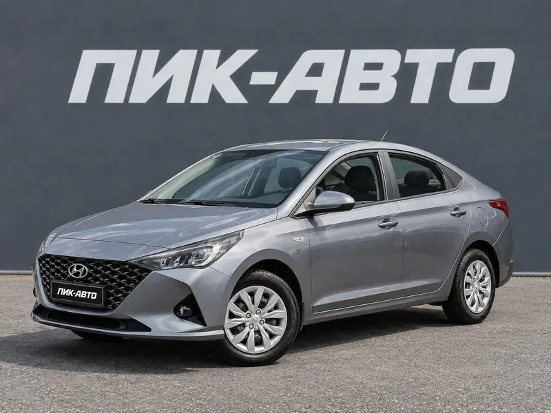 Hyundai Solaris 2022 — с пробегом, седан, серый, фото 1