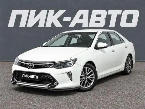 Toyota Camry 2017, фото 1