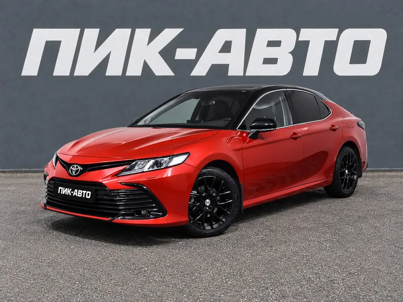 Toyota Camry 2021 — с пробегом, седан, красный, фото 1