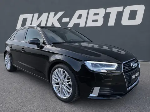Audi A3 2018, фото 2