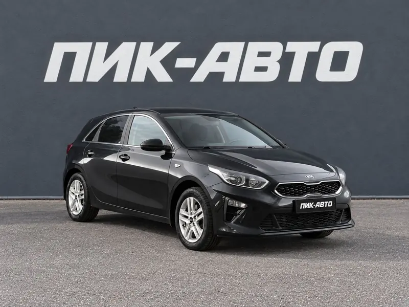 Kia Ceed 2020 — с пробегом, хэтчбек, черный, фото 1