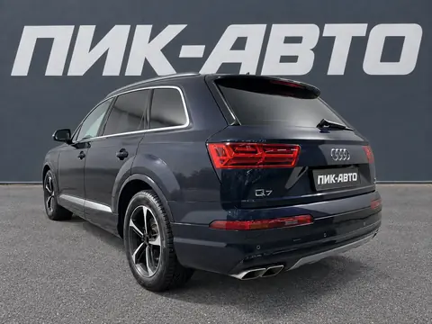 Audi Q7 2018, фото 4