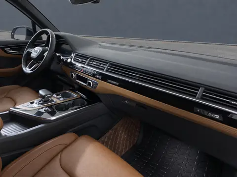 Audi Q7 2018, фото 6