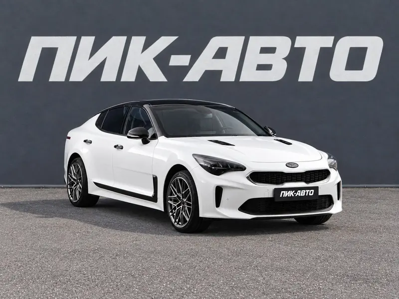 Kia Stinger 2022 — с пробегом, лифтбек, белый, фото 1