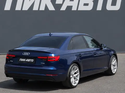 Audi A4 2018, фото 3