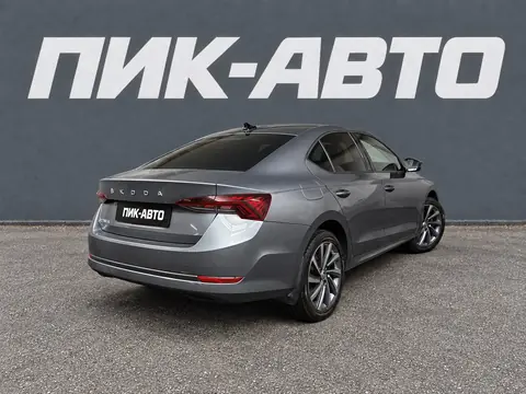 Skoda Octavia 2023, фото 4