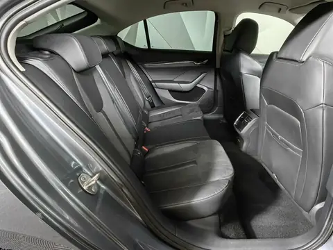 Skoda Octavia 2023, фото 6
