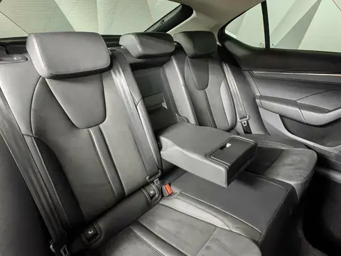Skoda Octavia 2023, фото 7