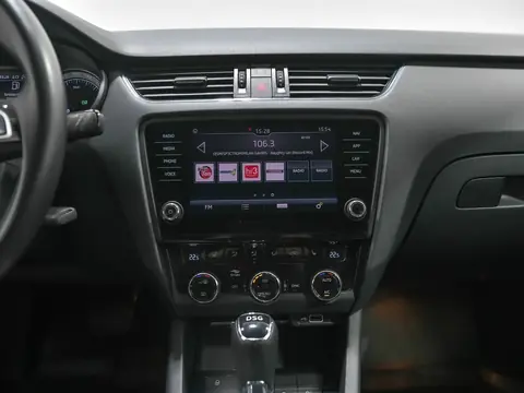 Skoda Octavia 2021, фото 7