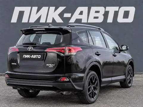 Toyota RAV4 2019, фото 3