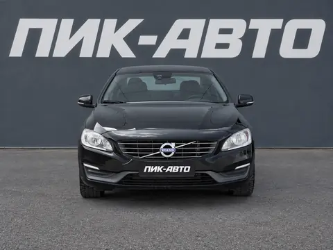 Volvo S60 2015, фото 2